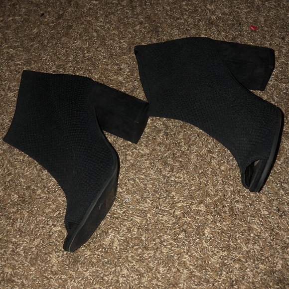 Black booties - Picture 6 of 6